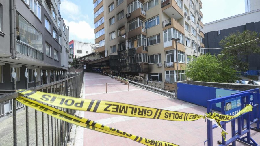 besiktas yangin aa 2239412 A0wG3C