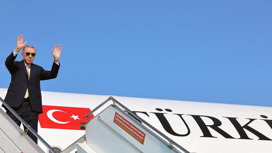 erdogan ucak selamlama aa 2217121 KGQp7Z