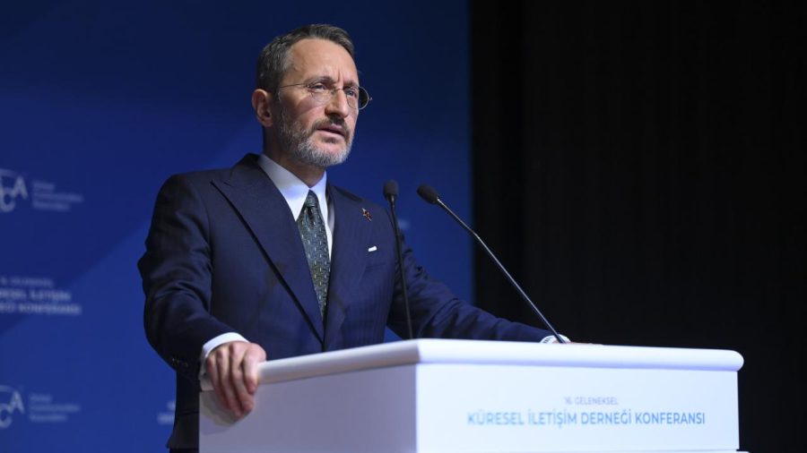 fahrettin altunaa 2229692 rYV8b0