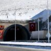 32 virajlar tunelaa 2309218 Cs04Py