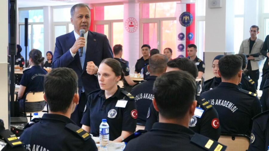 ali yerlikaya x 2362726 DxsGPF