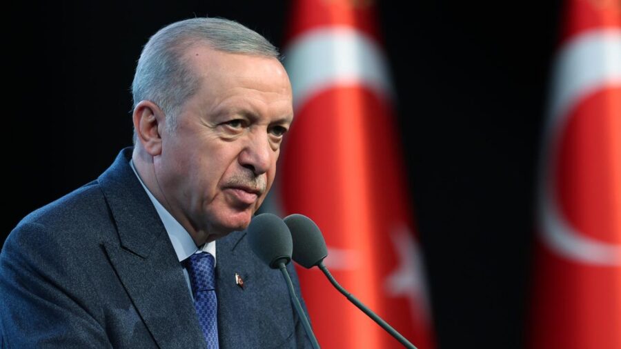 erdogan 2360315 e0GWAf