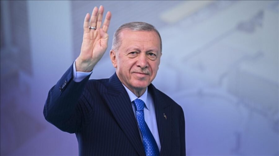erdogan aa 2350492 KmZh7p