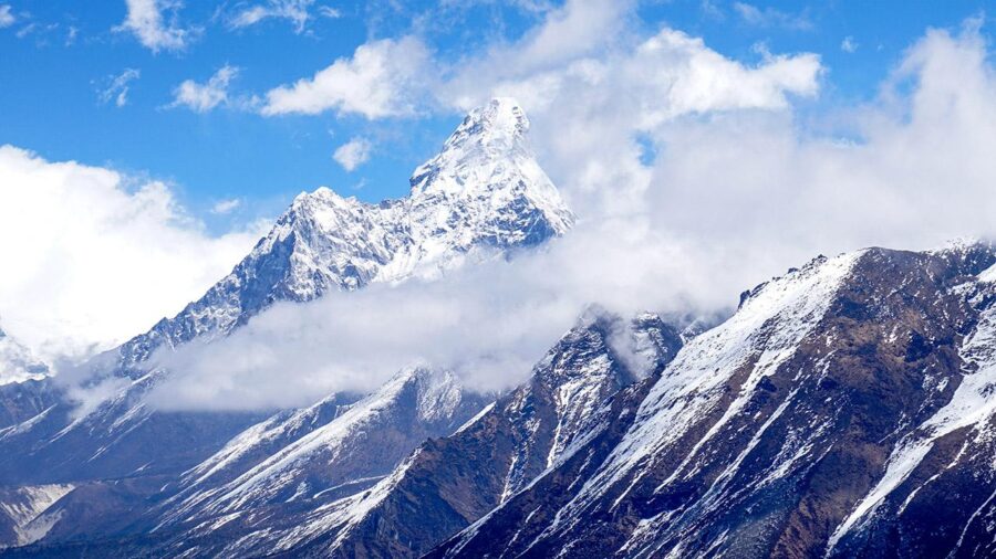 everest afp 1576095 EVBokd