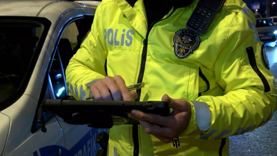 trafik polisi trafik cezasi ceza dha 2165058 1eUiZr