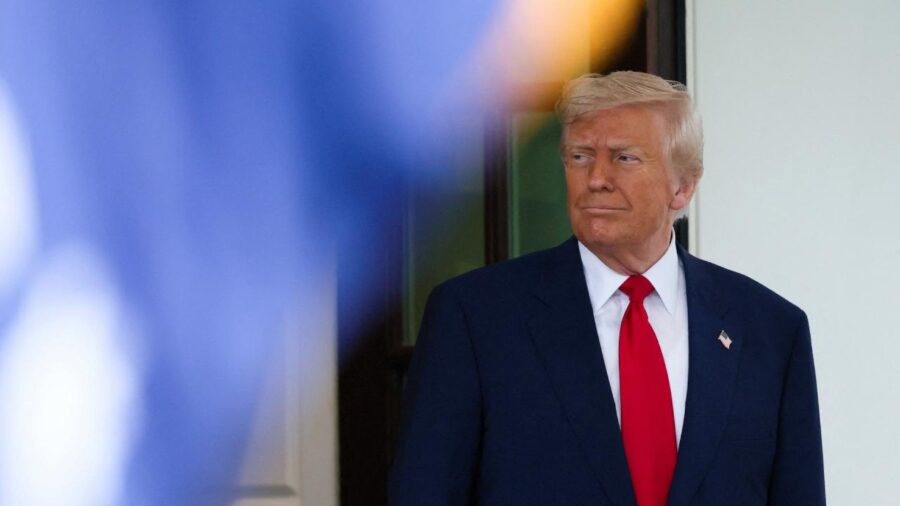 trump reu 2349145 f0KVDD