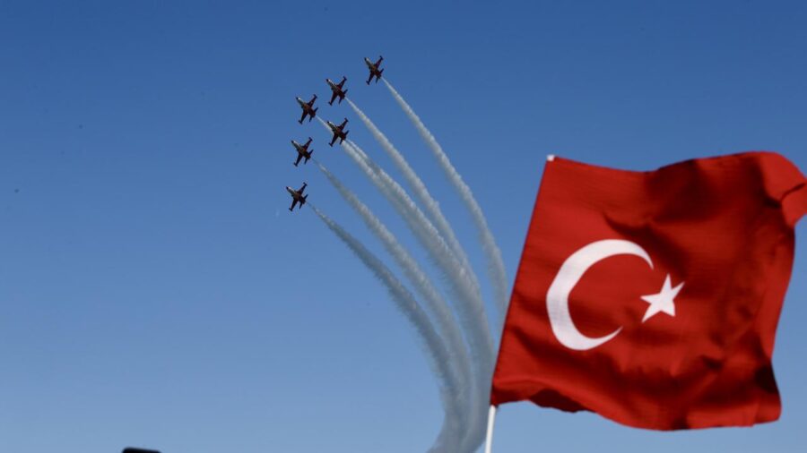 turk yildizlariaa 2361769 DNVZ9N