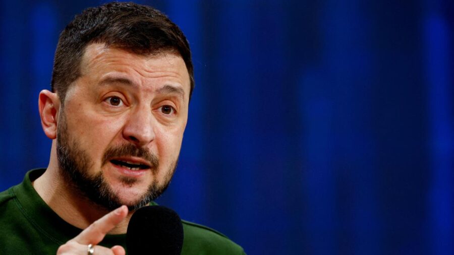 zelenskiy reuters 2204067 4SY4xw