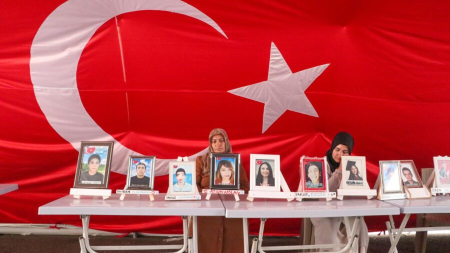 diyarbakir anneleri 2368433 QZyYp1