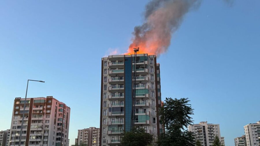 diyarbakir yangin 2368110 4H3Z2d