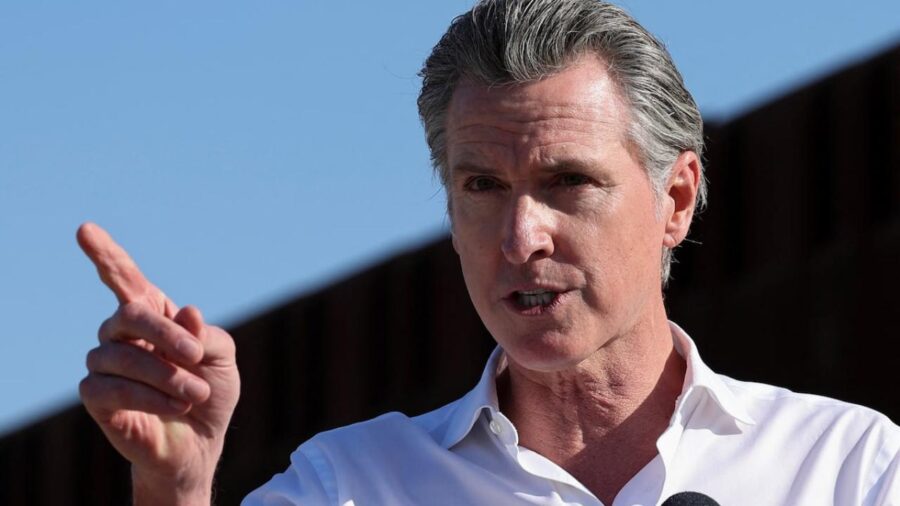 newsom reu 2369546 MJmiRi