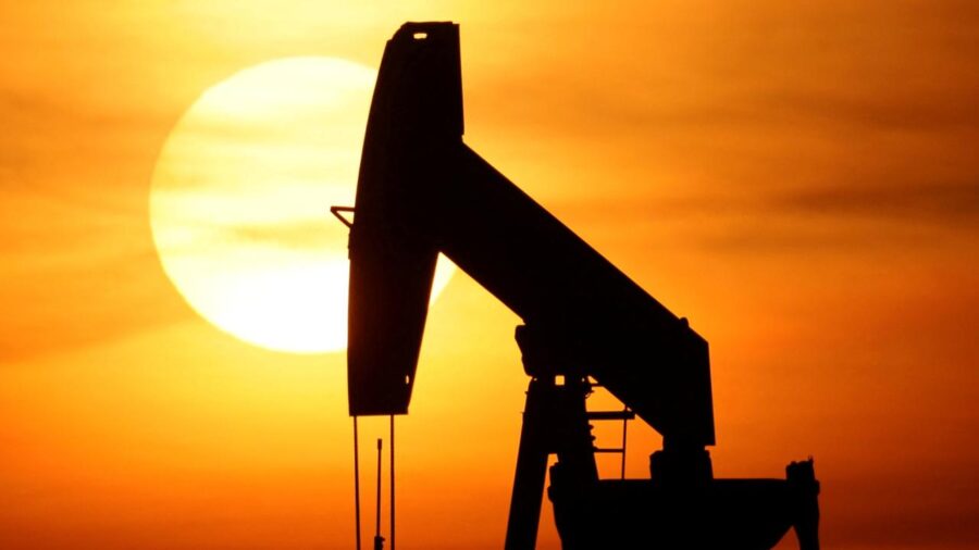 petrol reu 1893318 UOzIwD