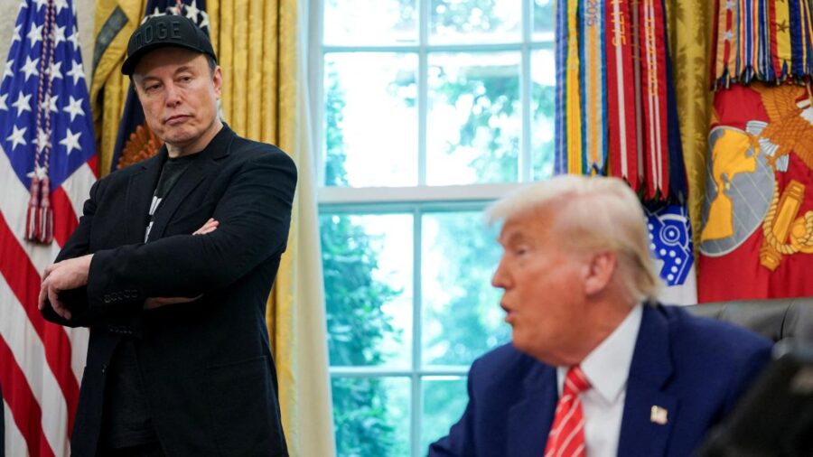 trump musk reu 2368109 FH5Zit