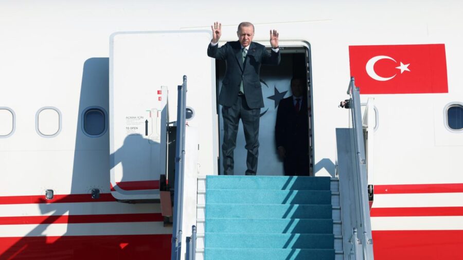 erdogan ucakaa 2365200 zFF9zy