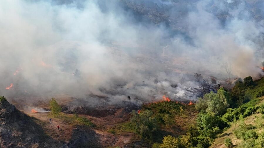 yangin aa 2384203 i0xjVA