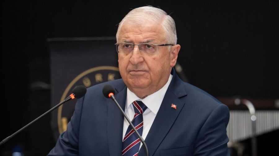 yasar guleraa 2377709 8x6ncR