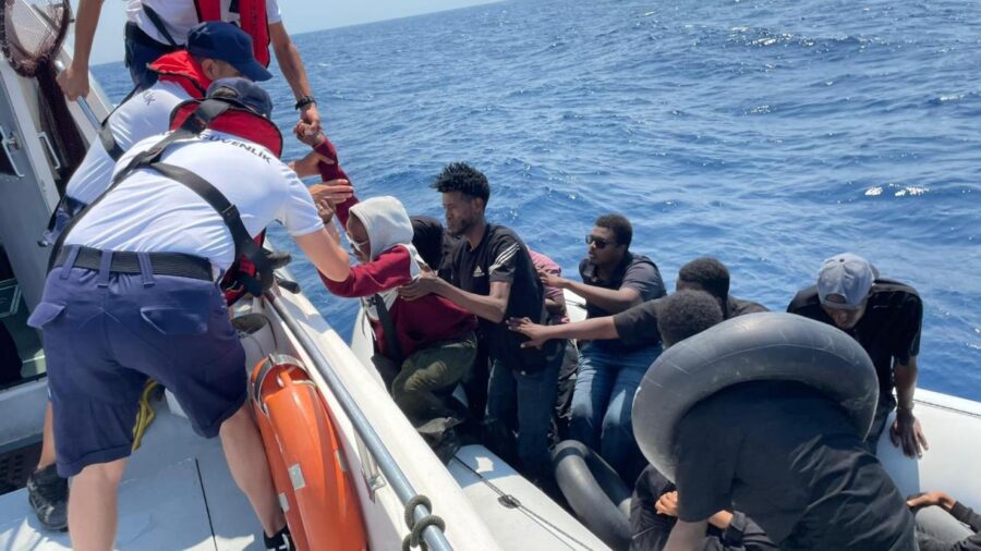 gocmenaa 2387256 gCOGBm