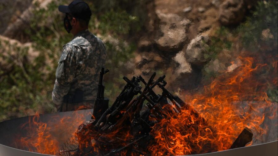 Terör örgütü PKK Irak’ın kuzeyindeki Zap bölgesinden tamamen çekildi silah birakma aa 2411248 4kRHVT